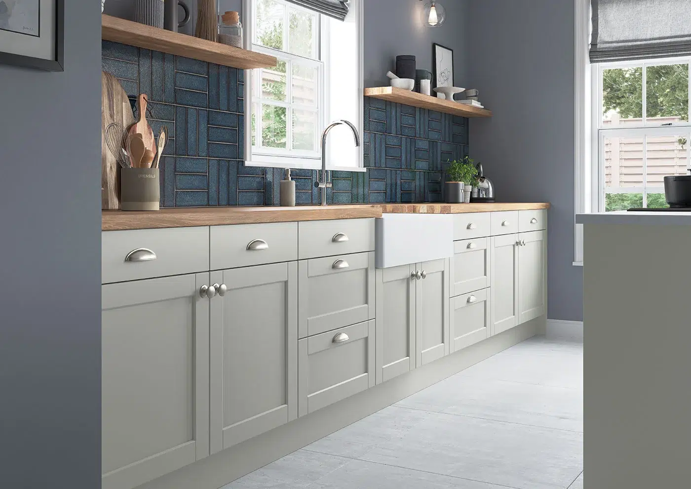 Dawson in Light Grey Matte