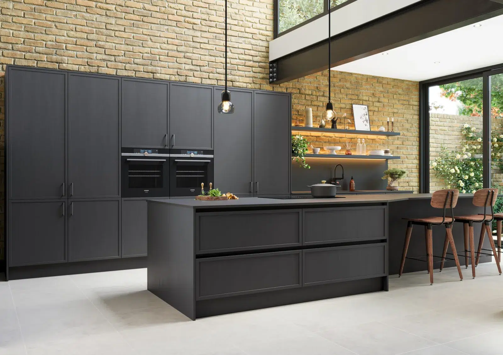Shaker vs Handleless: Which Kitchen Style Suits Oldswinford Homes?